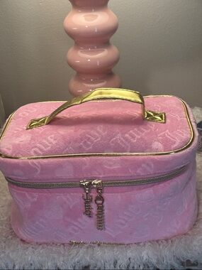 ✨Live Show Listing✨ Juicy Couture